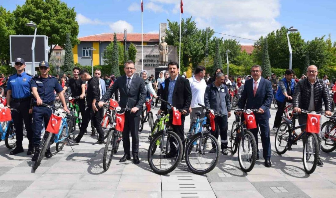 Karapınar’da “Spor için pedalları çevir” etkinliği Konya’nın Karapınar ilçesinde 15-21 Mayıs Gençlik Haftası etkinlileri çerçevesinde “Spor