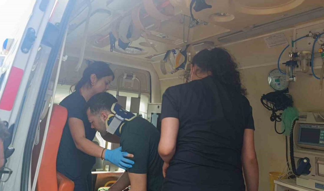Karşıya geçmeye çalışırken motosikletin çarptığı yaya yaralandı Antalya’nın Manavgat ilçesinde, kontrolsüz kavşakta yolun karşısına geçmek isteyen yayaya