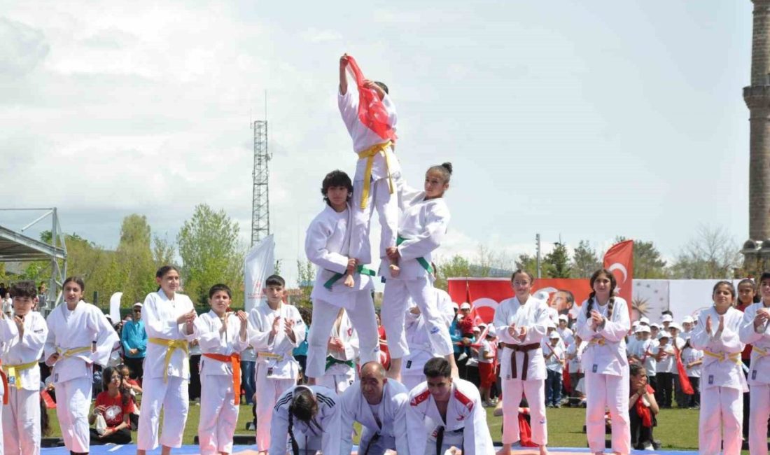 19 Mayıs Atatürk’ü Anma Gençlik ve Spor Bayramı, tüm yurtta