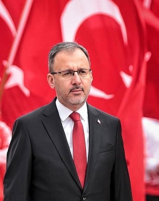 Kasapoğlu’ndan gençlere mesaj Önceki Dönem Gençlik ve Spor Bakanı, Ak Parti İzmir Milletvekili