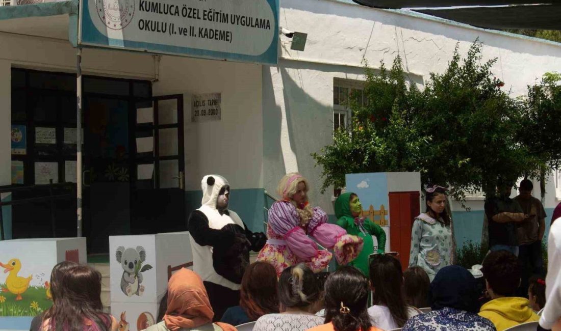 Kepez’den çocuklara masal gibi tiyatro gösterisi Kepez Kent Tiyatrosu, “Bu Benim Masalım” adlı çocuk oyununu, Antalya’nın