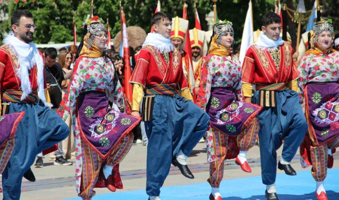 Kırıkkale ve Çorum’da 19 Mayıs coşkusu Kırıkkale ve Çorum’da, 19 Mayıs Atatürk’ü Anma, Gençlik ve Spor