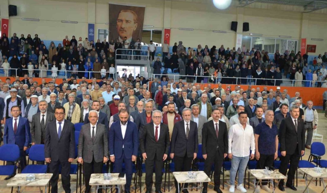 Kırkağaç’ta 25 yıl sonra hafızlık merasimi düzenlendi Manisa’nın Kırkağaç ilçesinde en son 2000 yılında düzenlenen Hafızlık İcazet