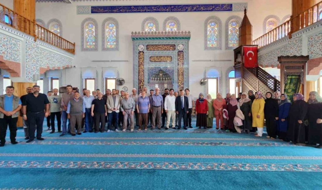 Muğla’nın Köyceğiz ilçesinde hacca gidecek olan 21 vatandaş dualarla uğurlandı.