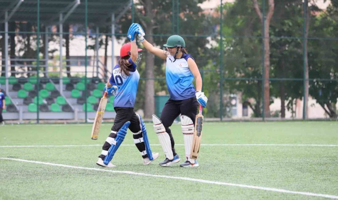 Okul Sporları Kriket Gençler Türkiye Şampiyonası, Denizli’nin ev sahipliğinde gerçekleşti.