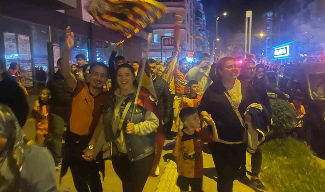 Kula’da Galatasaray coşkusu Trendyol Süper Lig’in bitimine 2 hafta kala Galatasaray şampiyonluğunu etti.