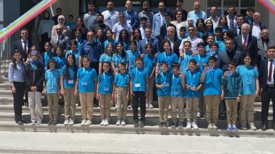 Konya’nın Kulu ilçesinde 60. Yıl Ortaokulu’nda 4006 Bilim Fuarı düzenlendi.