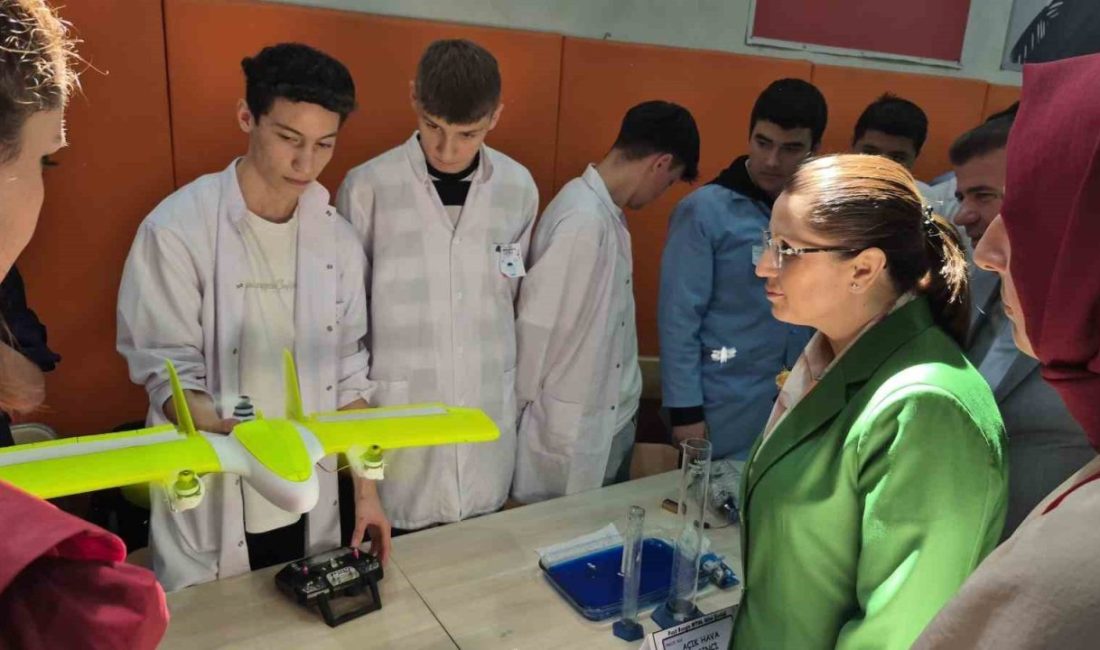 Lise öğrencileri elektrikli gokart ürettiler Bartın’da okullararasında düzenlenen bilim şenliğinde 5 öğrencinin ürettiği elektrikli gokart