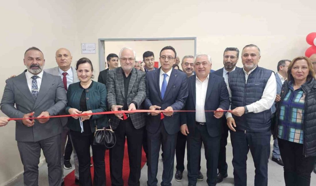 Lise öğrencilerinden bilim fuarı sergisi Bandırma’da eğitim veren Ali Öztaylan Anadolu İmam Hatip Lisesi, TÜBİTAK
