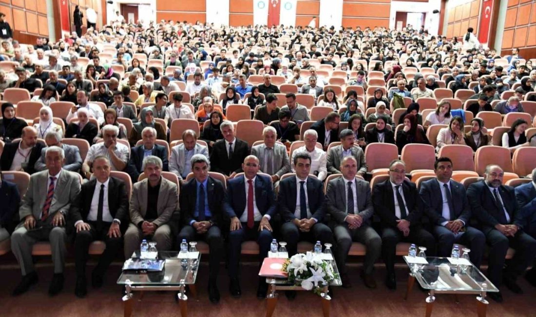 Malatya’da uluslararası bilim buluşması Malatya’da bu yıl üçüncüsü düzenlenen Uluslararası İmam Hatip Öğrencileri Sempozyumu,