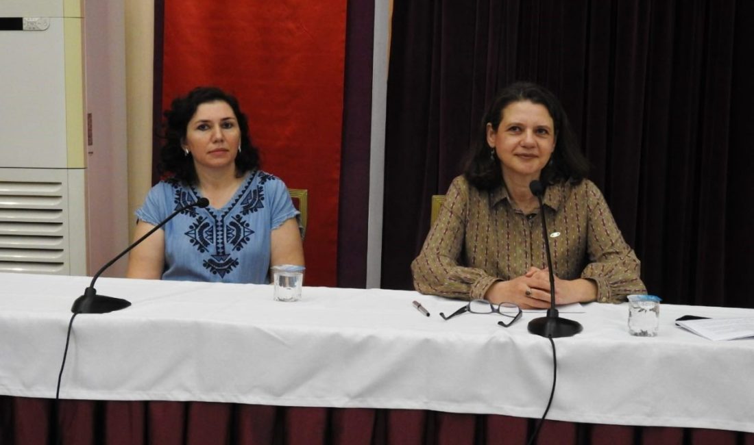 Manisa CBÜ’de “Otizm farkındalığı” konulu panel Engelliler Haftası dolayısıyla Manisa Celal Bayar Üniversitesi Süleyman Demirel Kültür