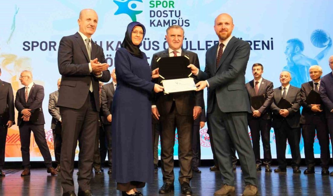 Manisa CBÜ’ye “Spor Dostu Kampüs” ödülü Manisa Celal Bayar Üniversitesi, yükseköğretimde sporun yaygınlaştırılması ve öğrenci yaşam