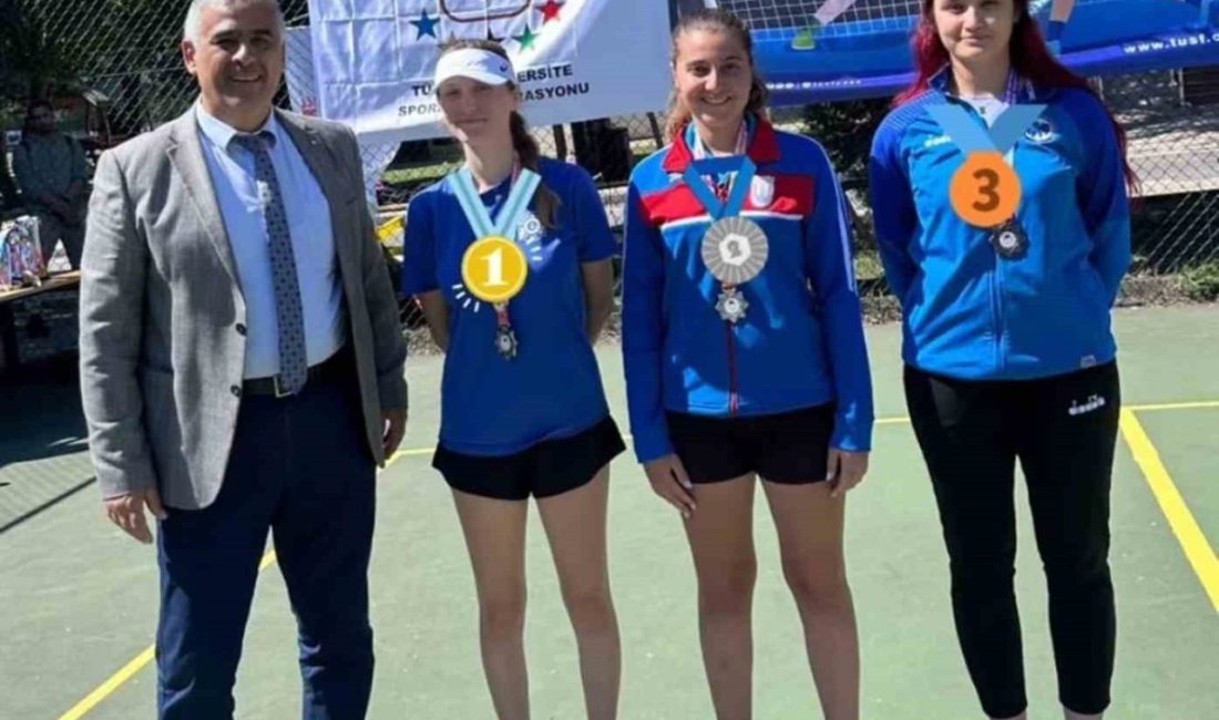 Türkiye Üniversite Sporları Federasyonu (TÜSF) tarafından düzenlenen Türkiye Pickleball Şampiyonası’na