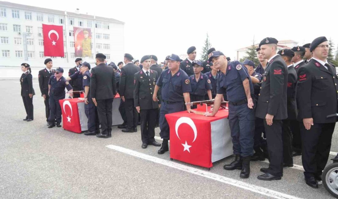 Niğde’de 33 engelli vatandaş askerlik sevinci yaşadı Niğde’de 33 engelli vatandaş, Türk Silahlı Kuvvetleri’nin engelli vatandaşlar için