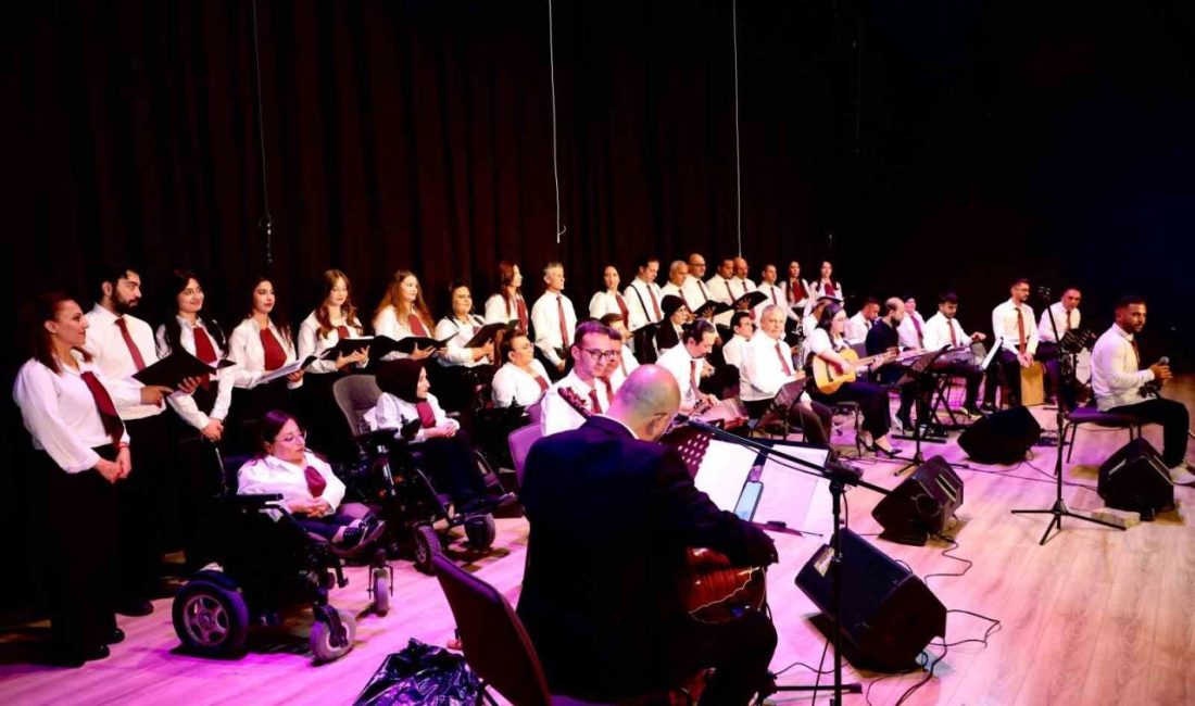 Niğde’de “Engelsiz Nağmeler” konseri yoğun ilgi gördü Engelliler Haftası dolayısıyla, Türkiye Sakatlar Derneği Niğde Şubesi’nin organizasyonunda, Niğde