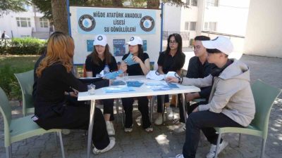 Niğde Atatürk Anadolu Lisesi’nde TÜBİTAK 4006 Bilim Fuarı düzenlendi. Niğde