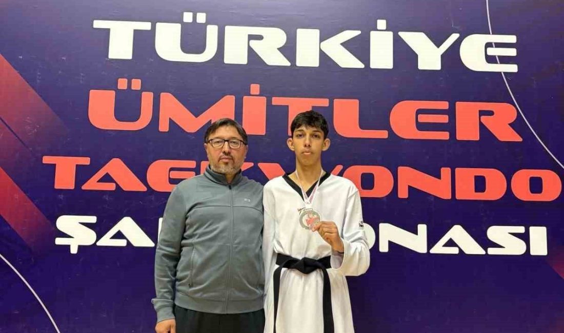 Kayseri Nefes Kulübü sporcusu Nuri Şerbetçi; Taekwondo Milli Takımı ile