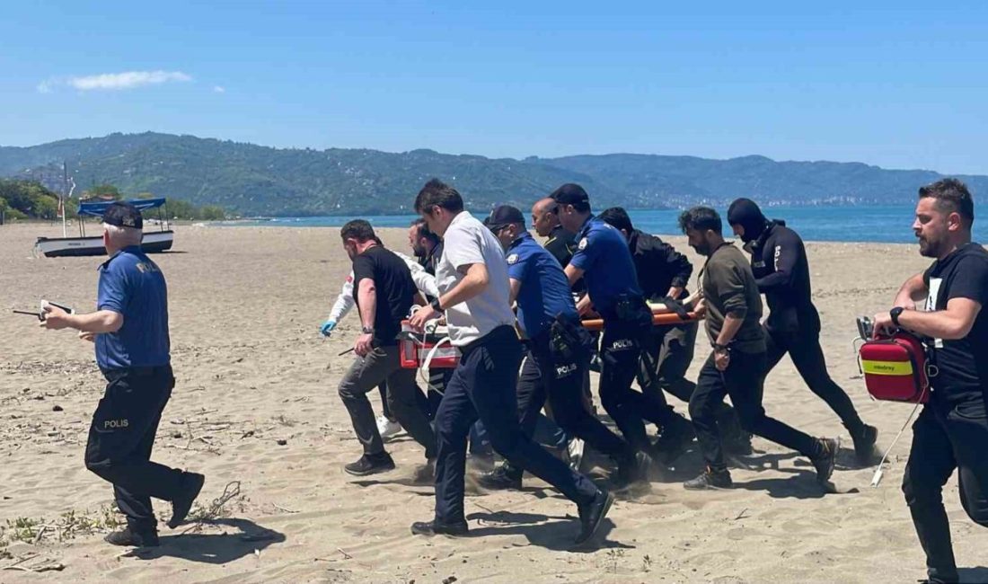 Ordu’da 3 lise öğrencisi denizde boğulma tehlikesi geçirdi Ordu’da Mayıs Yedisi’nde serinlemek için denize giren 3 lise öğrencisi