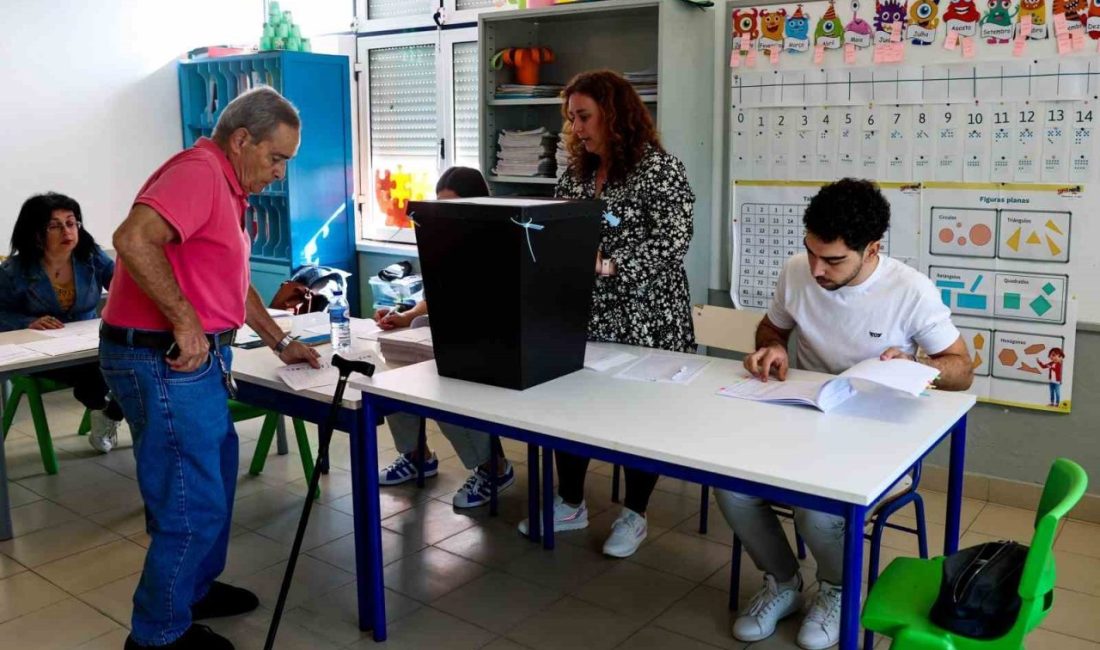 Portekiz’de Başbakan Luis Montenegro liderliğindeki azınlık hükümetinin parlamentodan güvenoyu alamayarak