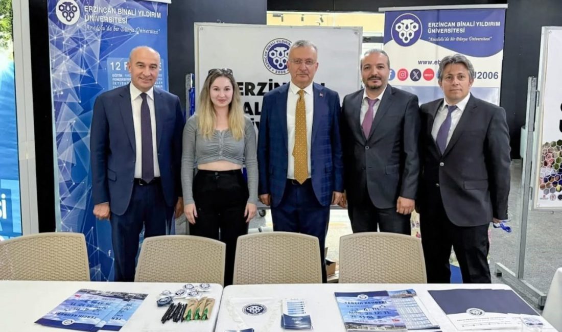 Rektör Levent, 4. Ar-Ge Proje Pazarı ve Tanıtım Günleri’ne katıldı Anadolu Üniversiteler Birliği himayesinde ve Erciyes Üniversitesi ev sahipliğinde düzenlenen