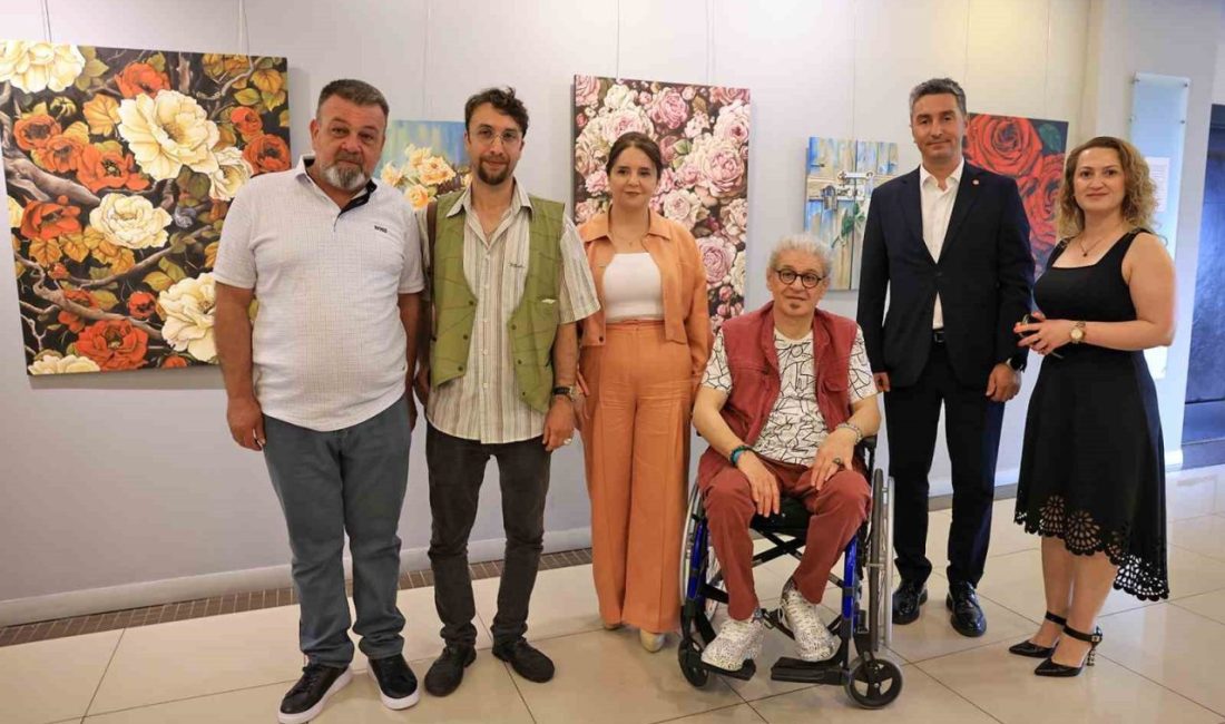 Sanatçı Dilek Küçükyılmaz, ilk kişisel sergisini Mersin Ticaret ve Sanayi