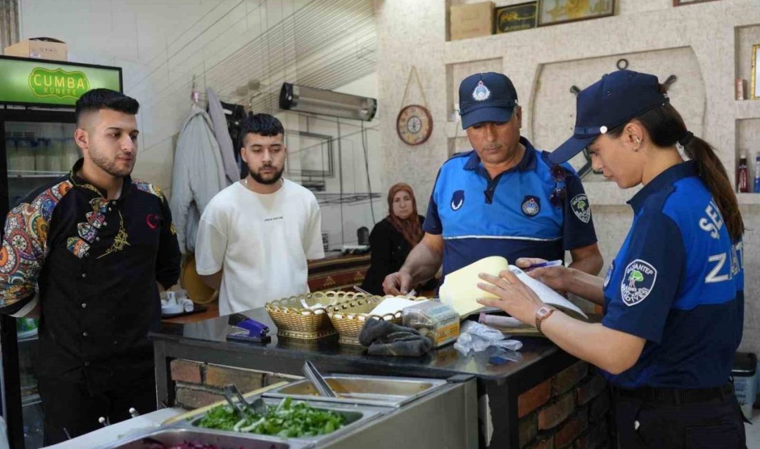 Şehitkamil zabıta ekiplerinden tavuk denetim Şehitkamil Belediyesi Zabıta Müdürlüğü ekipleri tarafından ilçe genelinde tavuk ürünleri