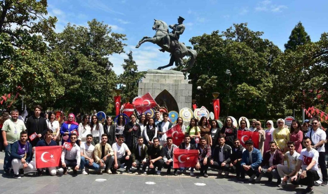 Şehitkamil Belediye Başkanı Umut Yılmaz’ın gençlere sözünü verdiği Samsun gezisi