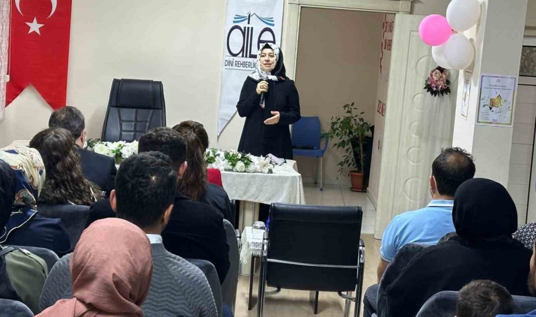 Siirt’te ’Evliliğe ilk adım’ semineri Siirt’te, nişanlılar ile evliliklerinin ilk beş yılındaki çiftlere yönelik ’Evliliğe