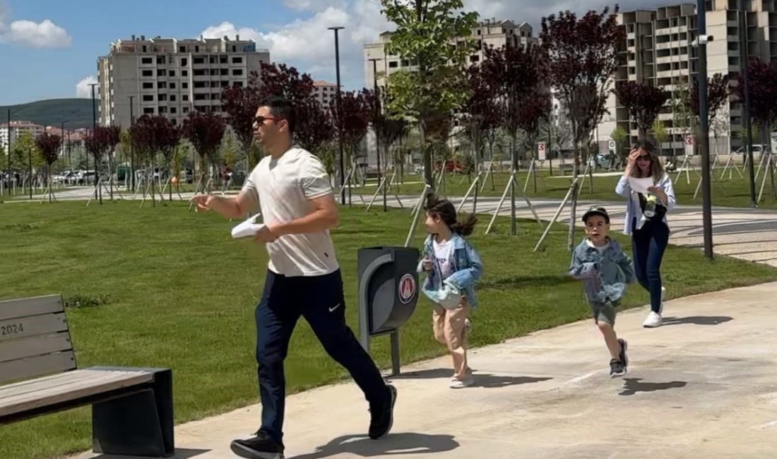 Sincan Park’ta oryantiring rüzgarı Sincan Belediyesi ’Gençlik Haftası’ kapsamında Sincan Park’ta oryantiring yarışması düzenledi.