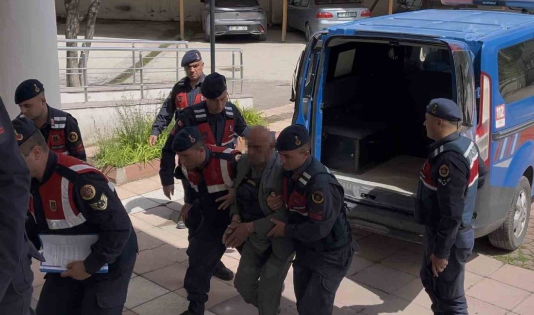 Kastamonu’nun Taşköprü ilçesinde husumetli olduğu çifti tarladan döndükleri sırada silahla