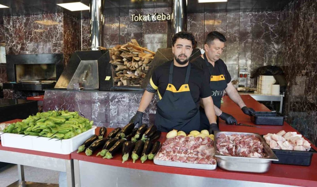 Tokatlılar, “Tokat kebabını Tokat’ta yemeden kebap yedim demeyin” diyerek başta