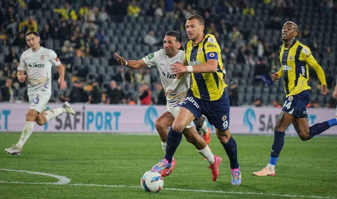 Trendyol Süper Lig’in 36. haftasında Fenerbahçe, konuk ettiği Eyüpspor’u 2-1