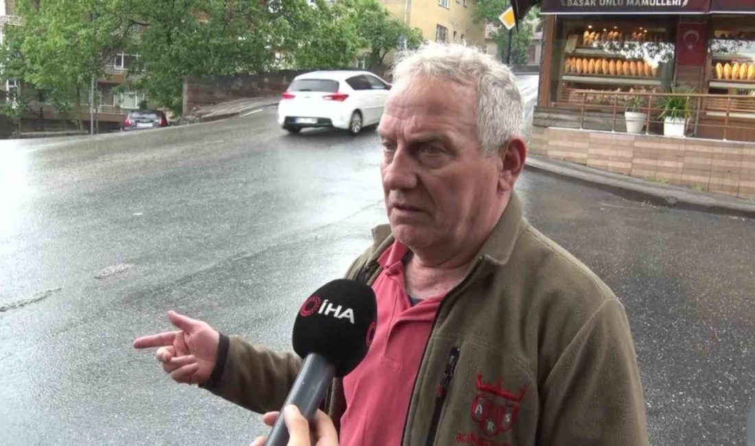 Üsküdar’da İETT otobüsünden yola dökülen mazot kazalara neden oldu: Çok sayıda araç birbirine girdi Üsküdar’da İETT otobüsünden sızan mazot nedeniyle kayganlaşan yolda çok sayıda