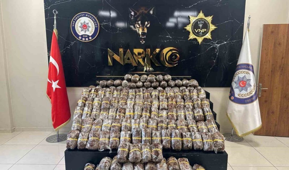 Van’da 84 kilo 460 gram esrar ele geçirildi Van’ın Tuşba ilçesinde narkotik polisi bir nakliye aracında yaptığı aramada