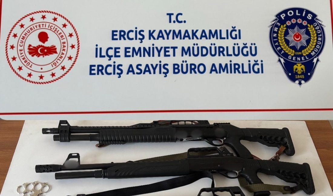 Van’da değişik suçlardan 58 kişi tutuklandı Van’da polis ekiplerince yürütülen çalışmalar sonucunda değişik suçlardan arandığı tespit