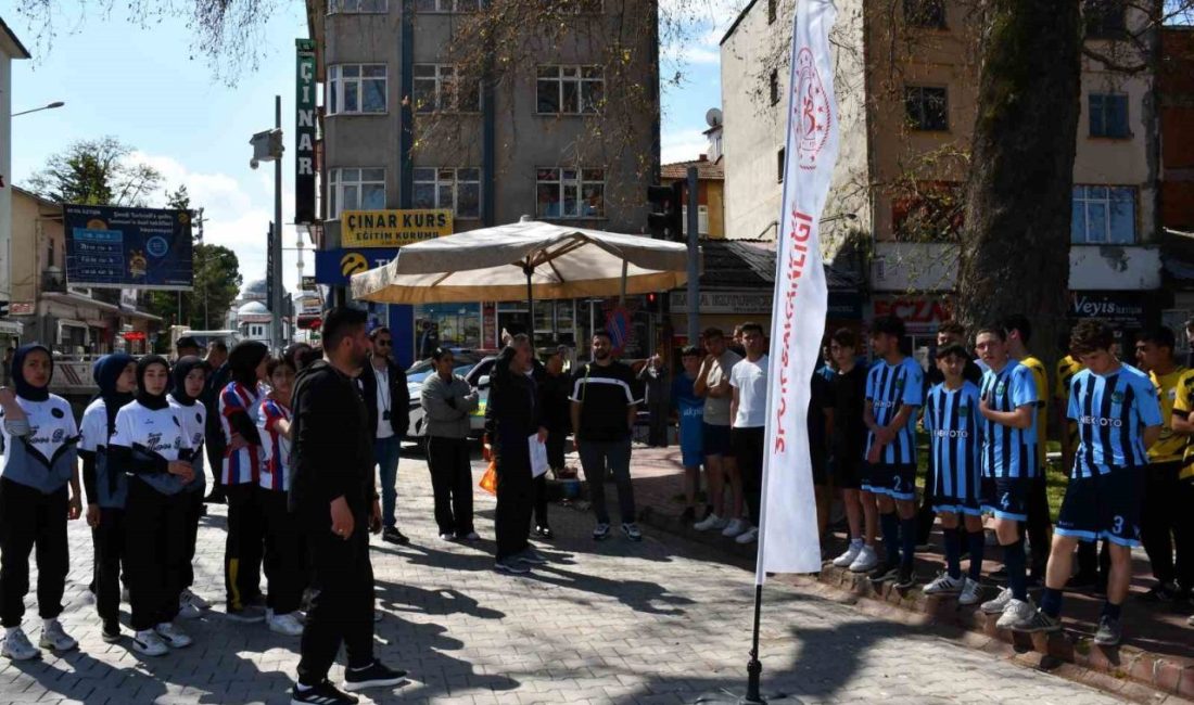 Vezirköprü’de 19 Mayıs coşkusu kros yarışıyla başladı Samsun’un Vezirköprü ilçesinde, 19 Mayıs Atatürk’ü Anma, Gençlik ve Spor