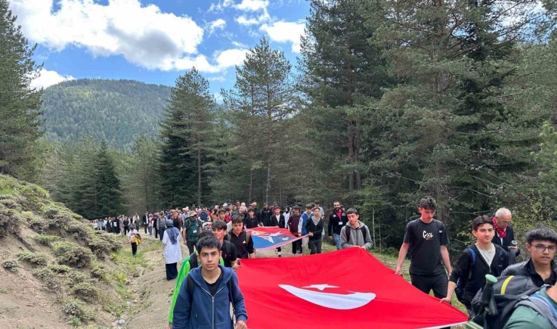 Yaylada 19 Mayıs coşkusu Çorum’un İskilip ilçesindeki Yalak Yaylası’nda düzenlenen 19 Mayıs Atatürk’ü Anma,