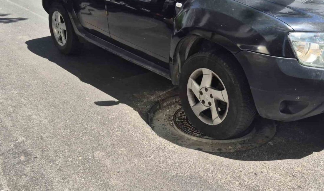 Yeni yol adeta tuzağa dönüştü: Rögar kapakları sürücülere kabus yaşatıyor Tekirdağ’ın Süleymanpaşa ilçesindeki Muratlı Caddesi’nde yeni yapılan yolda rögar kapakları