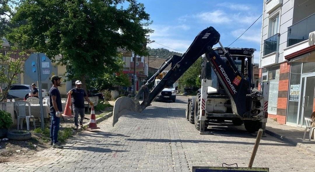 Aydın’ın Yenipazar ilçesinin doğalgaza kavuşması için hazırlanan projeler hayata geçerken,
