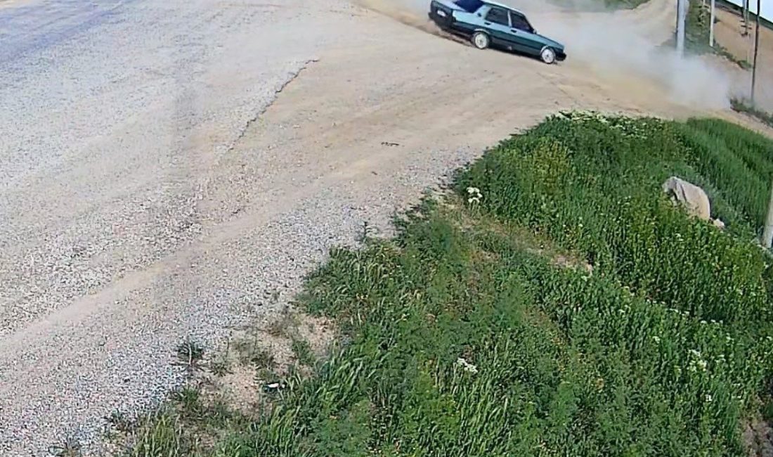 Yolu kapatıp drift attılar, bu da yetmezmiş gibi havaya ateş açtılar Aksaray’da 8 araçlık konvoyda sürücülerden biri yolu trafiğe kapatıp drift
