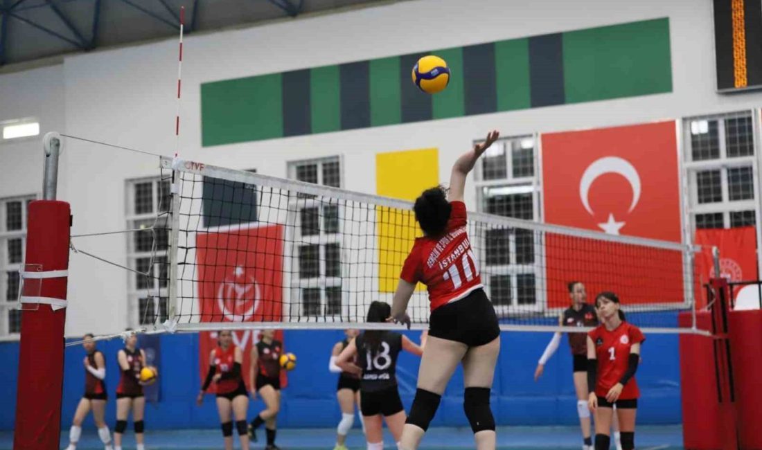 Yurtlig Voleybol Türkiye Şampiyonası tamamlandı Yurtlig Voleybol Kızlar Türkiye Şampiyonası, Denizli’nin ev sahipliğinde gerçekleşti. Kınıklı