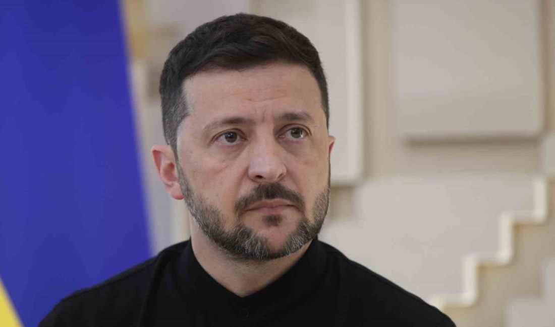 Zelenskiy’den Rusya ile müzakereler için daimi heyet kurulması talimatı Ukrayna Devlet Başkanı Vladimir Zelenskiy, Rusya ile yapılacak olan müzakereler