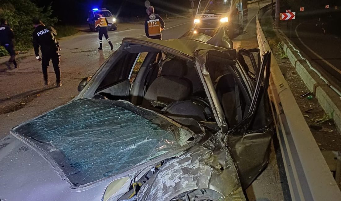 Zonguldak’taki trafik kazasında 24 yaşındaki genç hayatını kaybetti Zonguldak’ta kontrolden çıkarak bariyerlere çarpan aracın sürücüsü kazada hayatını kaybetti.