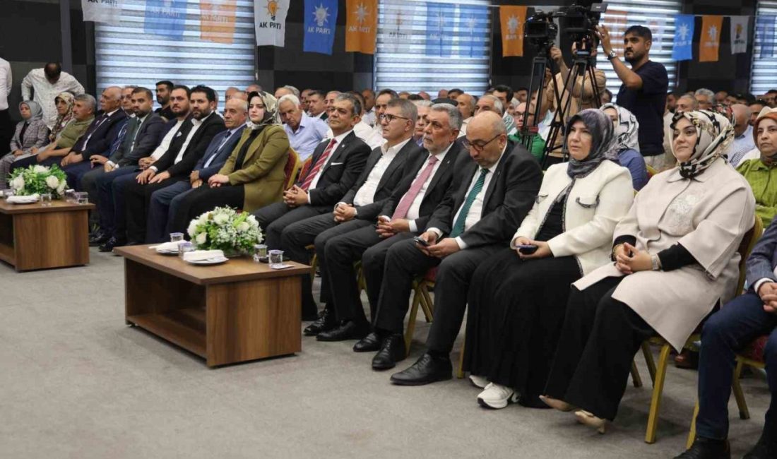 AK Parti Elazığ teşkilatında bayramlaşma AK Parti Elazığ İl Teşkilatı tarafından bayramlaşma programı düzenlendi. AK