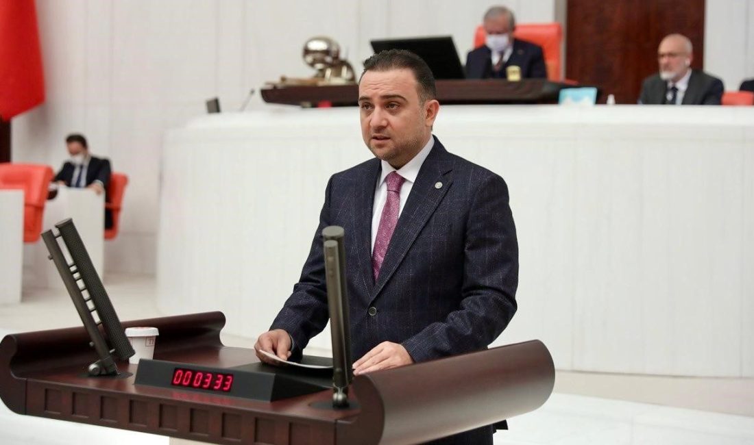 AK Parti’li Baybatur: “İsrail ve İran arasında gerilimi bilinçli olarak arttıran İsrail’dir” AK Parti Manisa Milletvekili Murat Baybatur, “Bu noktaya gelinmesinin temelinde,
