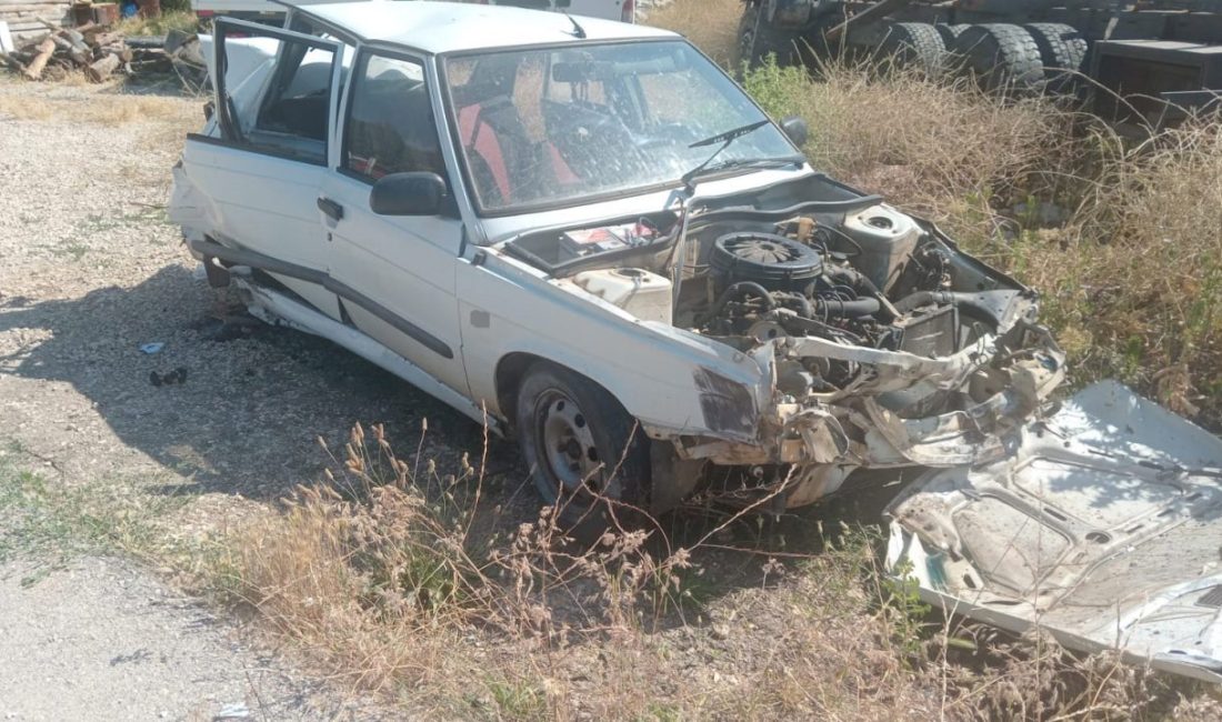 Antalya’da trafik kazası: 1 yaralı Antalya’nın Akseki ilçesinde meydana gelen trafik kazasında otomobil sürücüsü yaralandı.