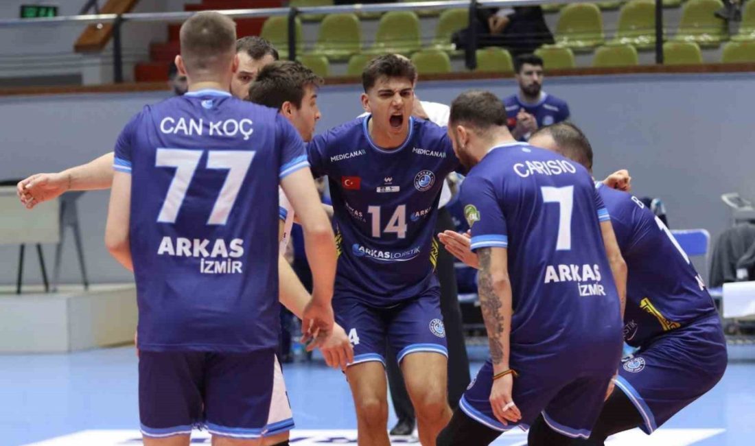 Arkas Spor’da 5 oyuncu gitti Arkas Spor, resmi sosyal medya hesabından yaptığı açıklamayla 5 oyuncuyla
