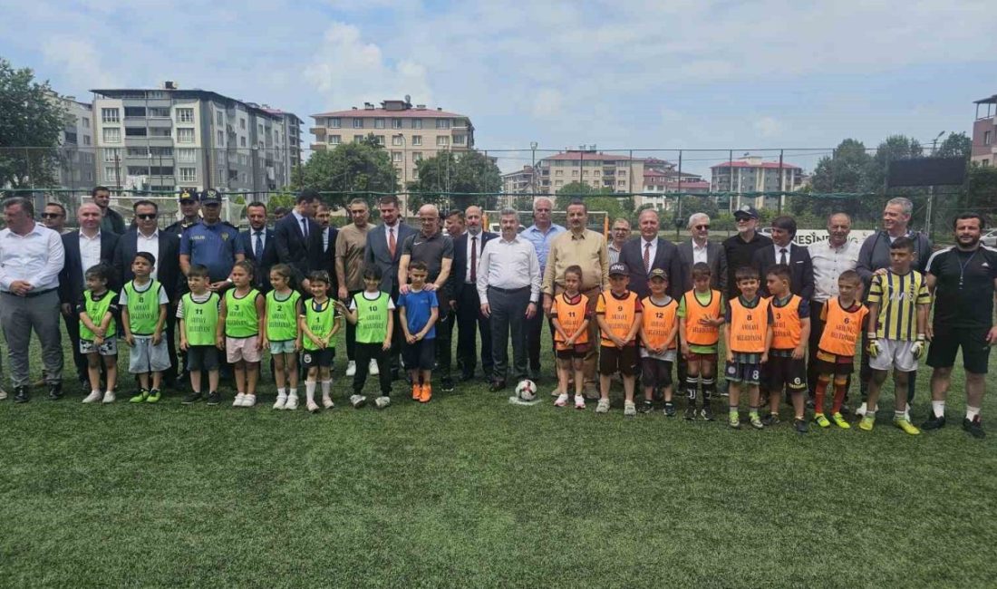 Artvin’de “Herkes İçin Futbol Şenliği” gerçekleştirildi Artvin’in Arhavi ilçesinde futbol yoluyla çocukların spor kültürüne ve ahlaki