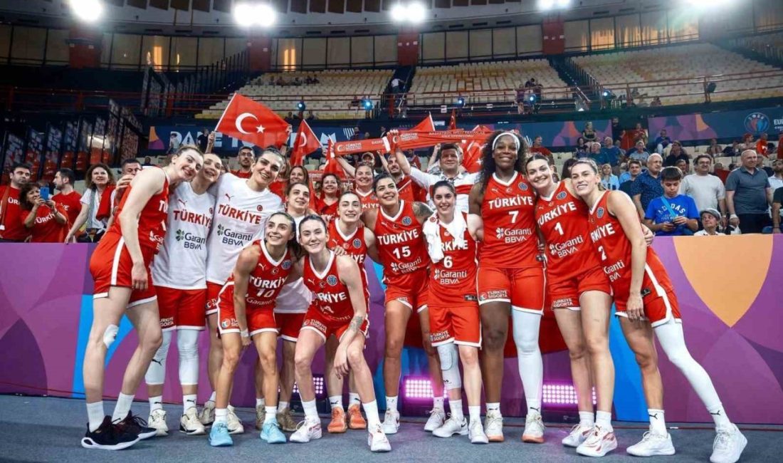 Bakan Bak, çeyrek finale çıkan A Milli Kadın Basketbol Takımı’nı tebrik etti Gençlik ve Spor Bakanı Osman Aşkın Bak, FIBA 2025 Kadınlar