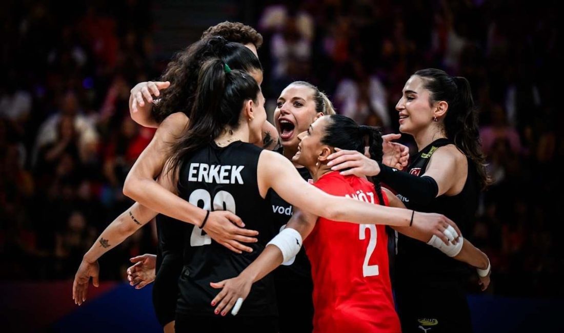 Bakan Bak’tan Güney Kore’yi mağlup eden A Milli Kadın Voleybol Takımı’na tebrik Gençlik ve Spor Bakanı Osman Aşkın Bak, Voleybol Milletler Ligi’nde